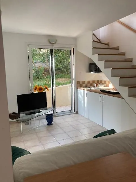 Apartment Bastidon, 5 Beds Near Beach, Sea View, Quiet Le Lavandou
