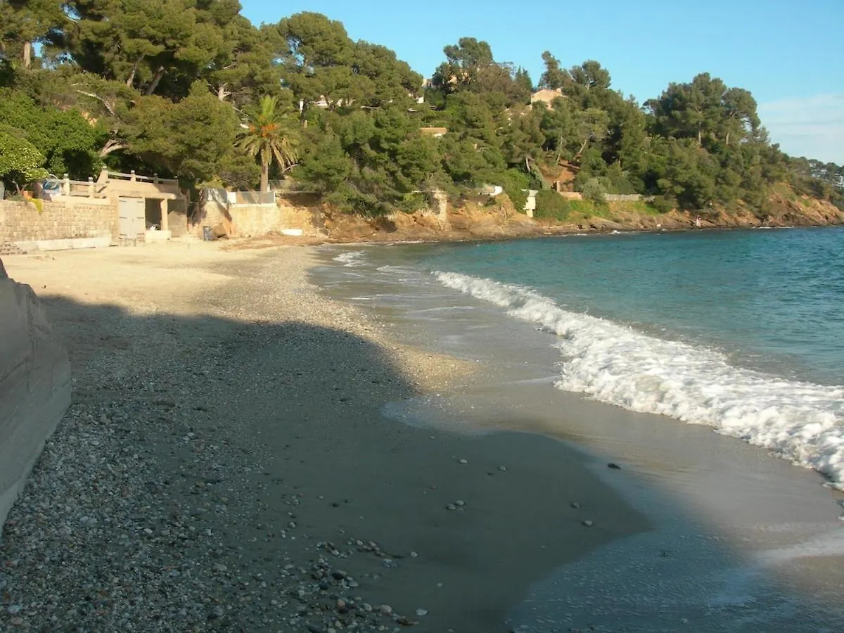 Bastidon, 5 Beds Near Beach, Sea View, Quiet Le Lavandou Apartment